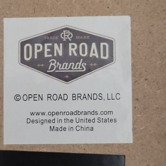 Inspirational Wooden Sign - Be Strong, Smart, Brave - Picture 10 of 10